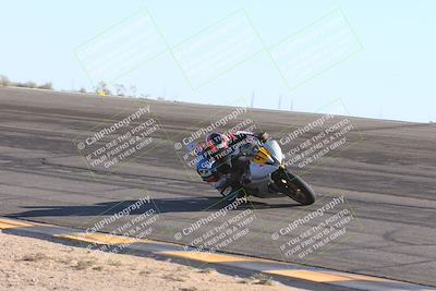 media/Nov-17-2024-CVMA (Sun) [[1fec520723]]/Race 11-Amateur Supersport Open/